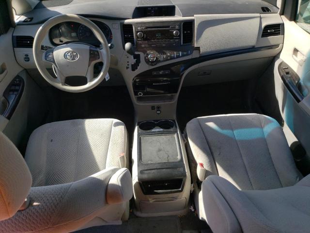 5TDKK3DC7DS395984 - 2013 TOYOTA SIENNA LE GRAY photo 8