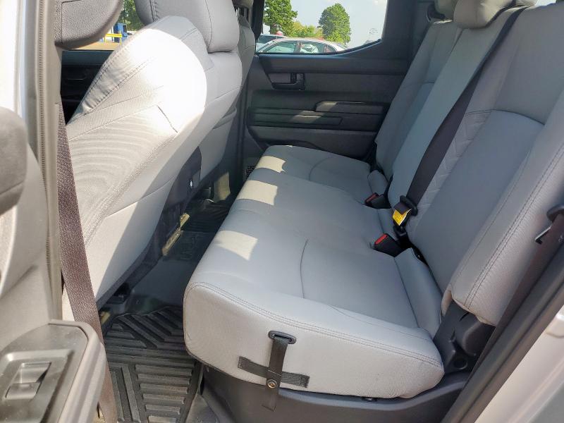 3TMLB5JN6SM137457 - 2025 TOYOTA TACOMA DOUBLE CAB 银色 照片 10