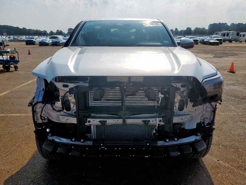 3TMLB5JN6SM137457 - 2025 TOYOTA TACOMA DOUBLE CAB 银色 照片 5