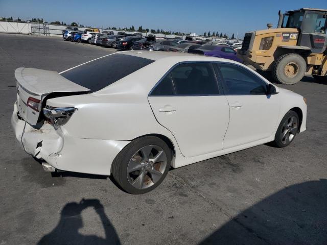 4T1BF1FK1CU622752 - 2012 TOYOTA CAMRY BASE WHITE photo 3