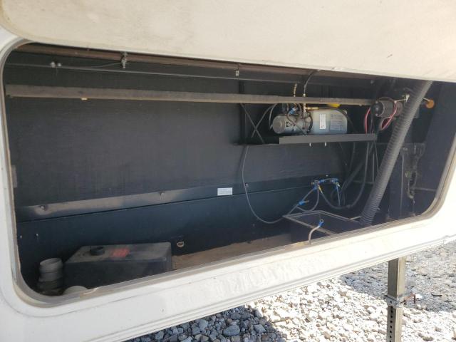 4YDF319286F709466 - 2006 KEYSTONE MONTANA 白色 照片 8