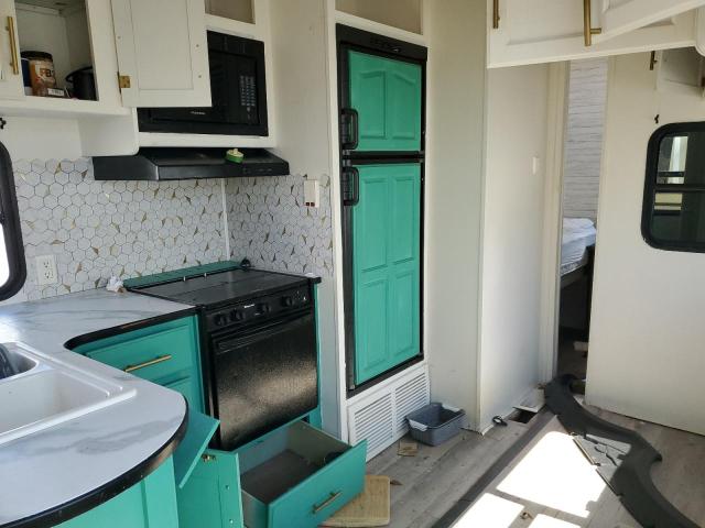 4YDF319286F709466 - 2006 KEYSTONE MONTANA 白色 照片 9