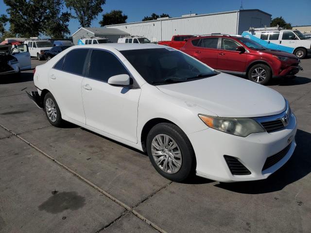 4T4BF1FK3CR257383 - 2012 TOYOTA CAMRY BASE WHITE photo 4