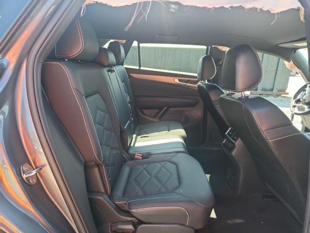 1V2LE2CA9RC201744 - 2024 VOLKSWAGEN ATLAS CROS SE Gris photo 11