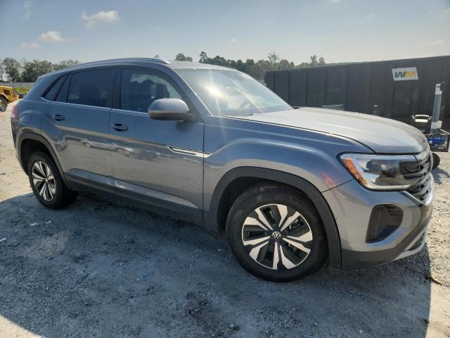 1V2LE2CA9RC201744 - 2024 VOLKSWAGEN ATLAS CROS SE Gris photo 4