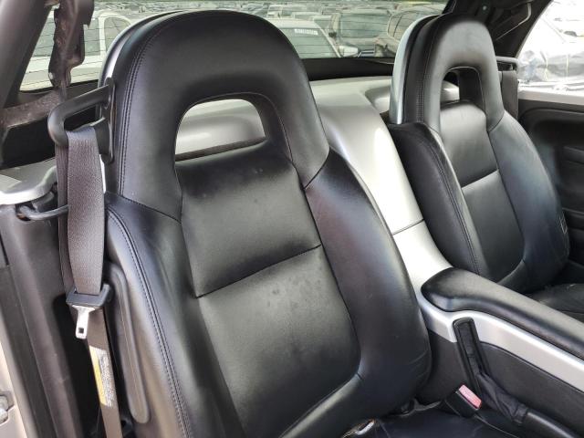 1GCES14PX4B104535 - 2004 CHEVROLET SSR 银色 照片 10