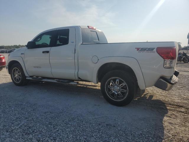 5TFUW5F14DX277874 - 2013 TOYOTA TUNDRA DOUBLE CAB SR5 WHITE photo 2