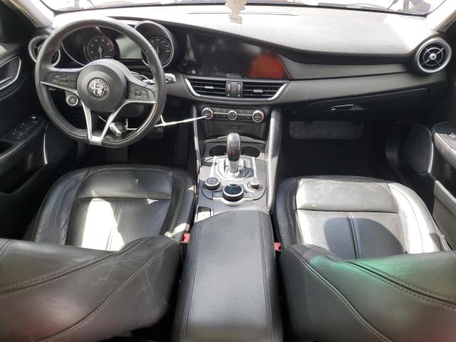 ZARFAEDN3J7563553 - 2018 ALFA ROMEO GIULIA Q4 შავი ფოტო 8