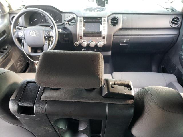 5TFUW5F13JX704005 - 2018 TOYOTA TUNDRA DOUBLE CAB SR/SR5 WHITE photo 8