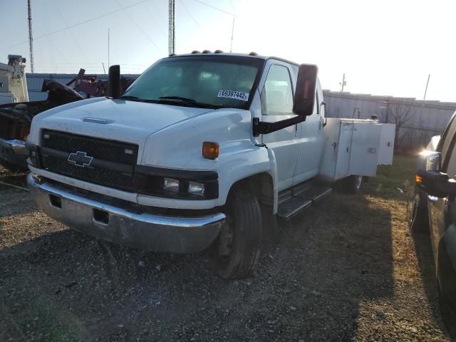 1GBE4E1284F515827 - 2004 CHEVROLET C4500 C4E042 WHITE photo 2