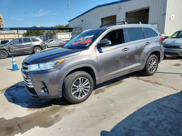 2018 TOYOTA HIGHLANDER SE, 