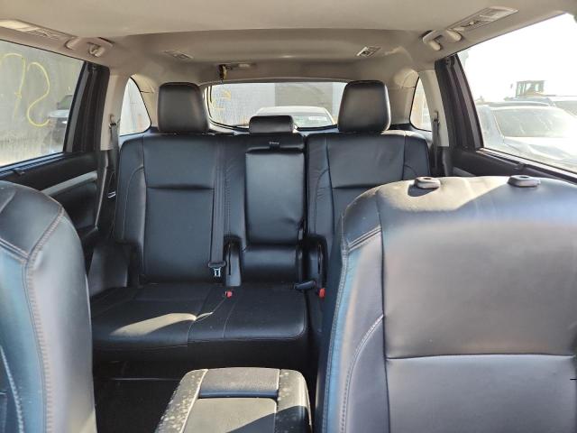 5TDKZRFH7JS530870 - 2018 TOYOTA HIGHLANDER SE GRAY photo 10