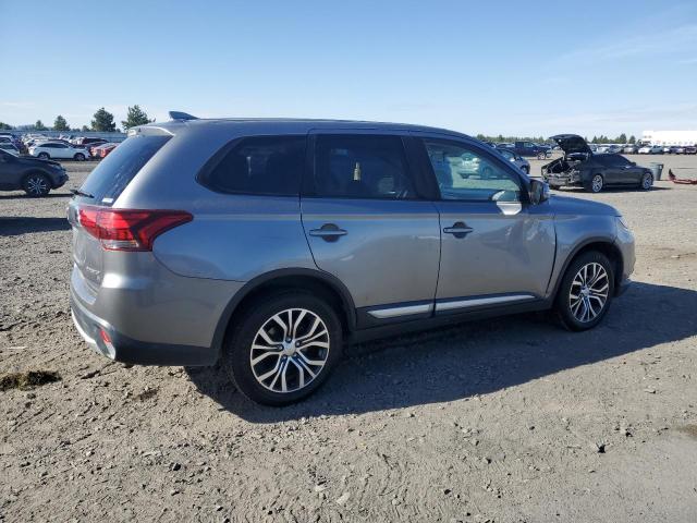 JA4AZ3A37JZ040829 - 2018 MITSUBISHI OUTLANDER SE GRAY photo 3