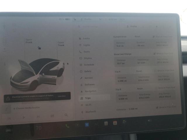 5YJ3E1EA1SF027038 - 2025 TESLA MODEL 3 WHITE photo 9