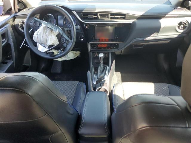 2T1BURHE5JC004151 - 2018 TOYOTA COROLLA L 蓝色 照片 8