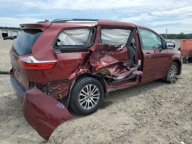 5TDYZ3DC0JS937895 - 2018 TOYOTA SIENNA XLE RED photo 3