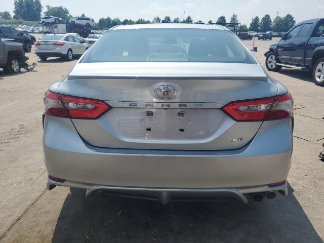JTNB11HK0J3016244 - 2018 TOYOTA CAMRY L 银色 照片 6