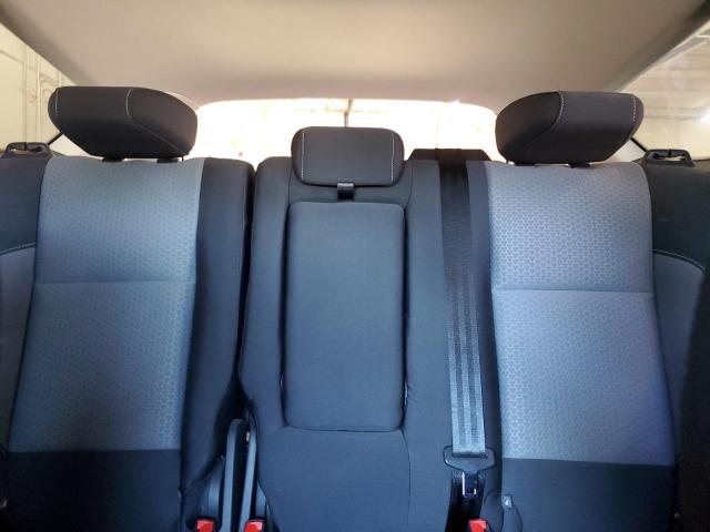 1FMCU0GD5JUC35560 - 2018 FORD ESCAPE SE SILVER photo 10