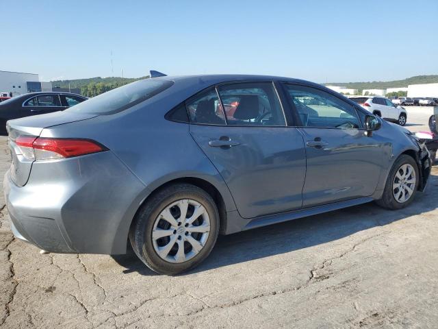 5YFEPMAE1MP148804 - 2021 TOYOTA COROLLA LE SILVER photo 3