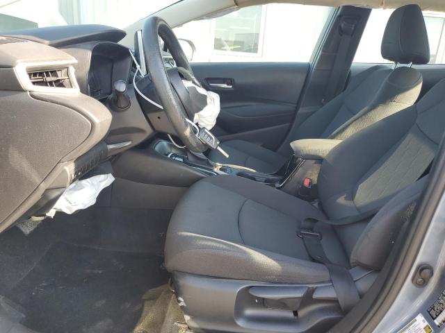 5YFEPMAE1MP148804 - 2021 TOYOTA COROLLA LE SILVER photo 7