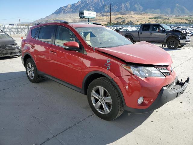 JTMRFREV1FD101466 - 2015 TOYOTA RAV4 XLE RED photo 4