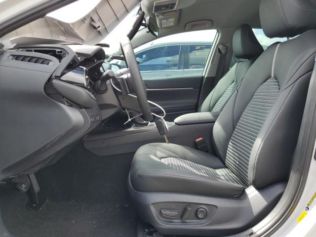 4T1G11AK2PU185958 - 2023 TOYOTA CAMRY SE NIGHT SHADE WHITE photo 7