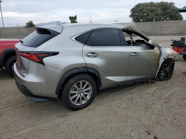JTJDARBZ6M2187296 - 2021 LEXUS NX 300 BASE 灰色 照片 3