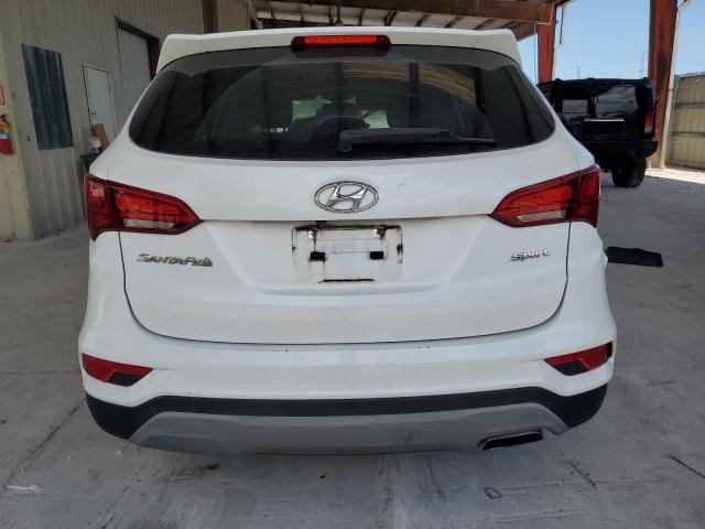 5NMZT3LB6JH082251 - 2018 HYUNDAI SANTA FE S თეთრი ფოტო 6