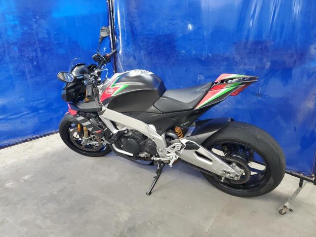 ZD4KGUA18LS000389 - 2020 APRILIA TUONO BLACK photo 3