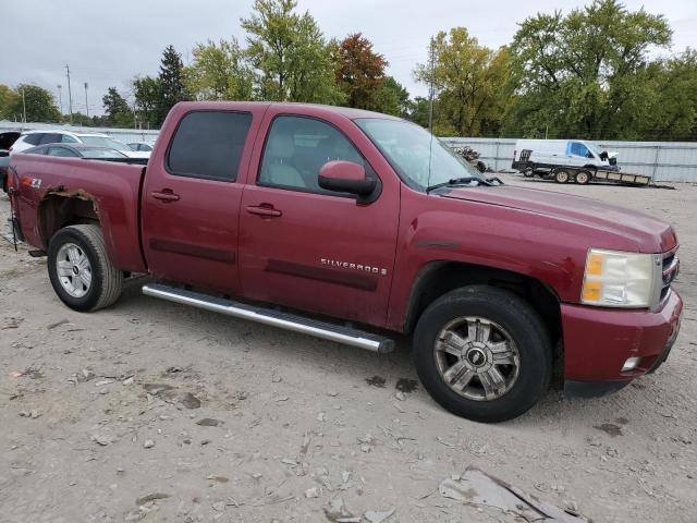 3GCEK133X7G511202 - 2007 CHEVROLET SILVERADO K1500 CREW CAB MAROON photo 4