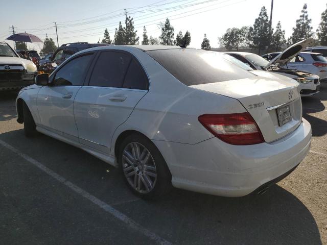 WDDGF54X98F048080 - 2008 MERCEDES-BENZ C 300 WHITE photo 2