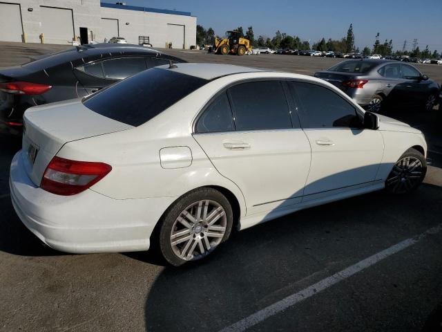 WDDGF54X98F048080 - 2008 MERCEDES-BENZ C 300 WHITE photo 3