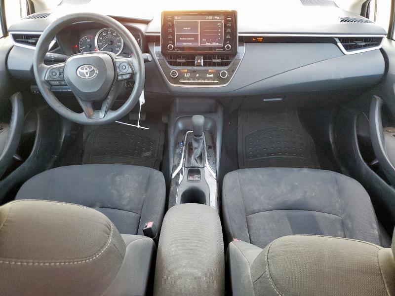 5YFEPMAE1MP189160 - 2021 TOYOTA COROLLA LE SILVER photo 8