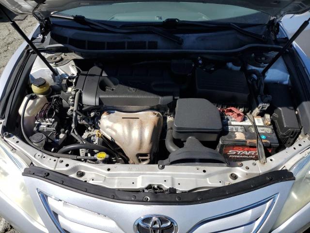 4T1BF3EK1BU213405 - 2011 TOYOTA CAMRY BASE SILVER photo 11