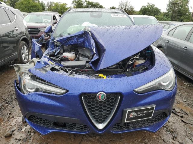 ZASPAKBN8N7D40177 - 2022 ALFA ROMEO STELVIO TI BLUE photo 5