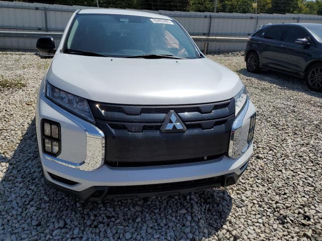 JA4APUAU8NU013324 - 2022 MITSUBISHI OUTLANDER ES Weiß Foto 5