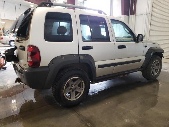 1J4GL38KX5W704489 - 2005 JEEP LIBERTY RENEGADE SILVER photo 3