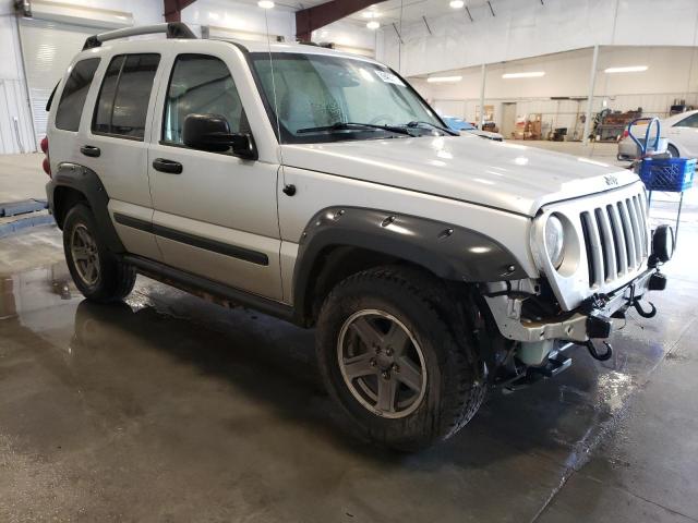 1J4GL38KX5W704489 - 2005 JEEP LIBERTY RENEGADE SILVER photo 4