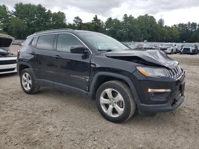 3C4NJDBB2KT813919 - 2019 JEEP COMPASS LATITUDE 黑色 照片 4