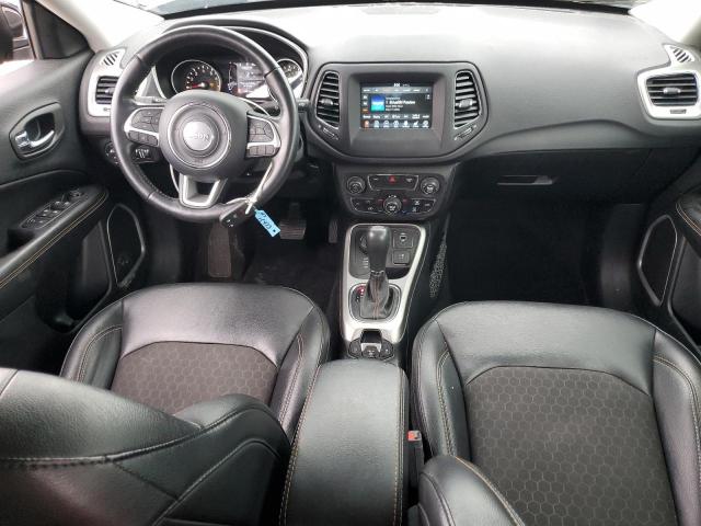 3C4NJDBB2KT813919 - 2019 JEEP COMPASS LATITUDE 黑色 照片 8