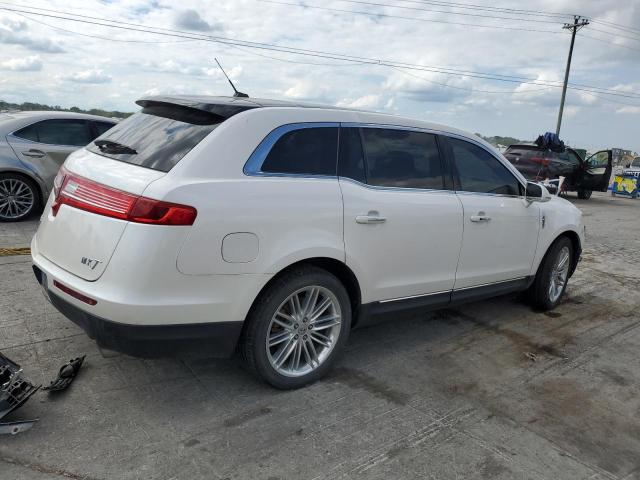 2LMHJ5ATXKBL04119 - 2019 LINCOLN MKT WHITE photo 3