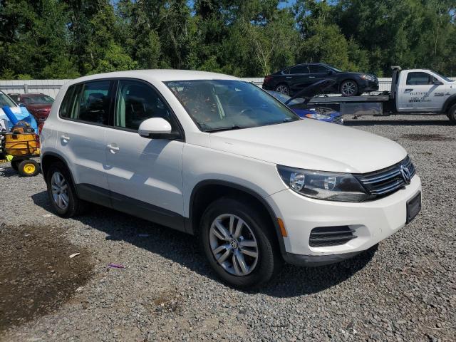 WVGAV3AXXDW621697 - 2013 VOLKSWAGEN TIGUAN S WHITE photo 4