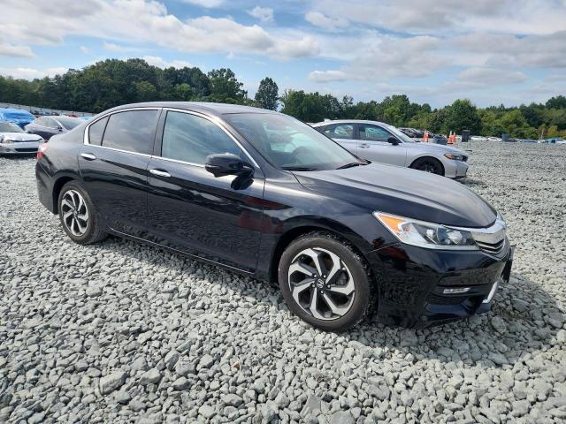 1HGCR2F00GA082369 - 2016 HONDA ACCORD EX BLACK photo 4