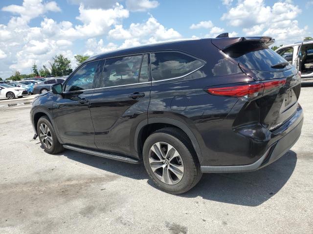 5TDGZRAH2NS134512 - 2022 TOYOTA HIGHLANDER XLE Bənövşəyi foto 2