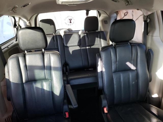 2C4RC1CG7DR692668 - 2013 CHRYSLER TOWN & COU TOURING L RED photo 17