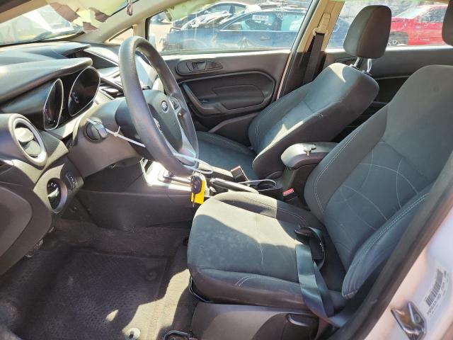 3FADP4BJ0JM146820 - 2018 FORD FIESTA SE WHITE photo 7