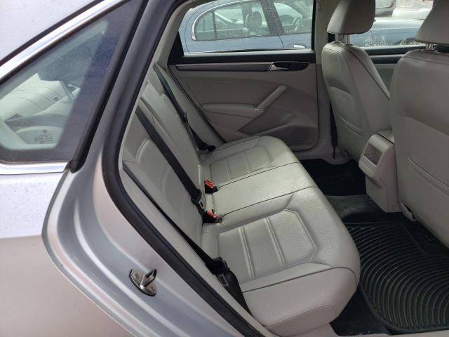1VWDT7A32HC084999 - 2017 VOLKSWAGEN PASSAT R-LINE Gümüş foto 10