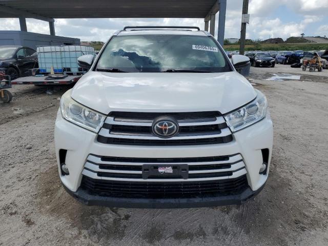 5TDKZRFH9KS570966 - 2019 TOYOTA HIGHLANDER SE 白色 照片 5