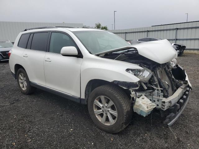 5TDBK3EH3BS060728 - 2011 TOYOTA HIGHLANDER BASE WHITE photo 4
