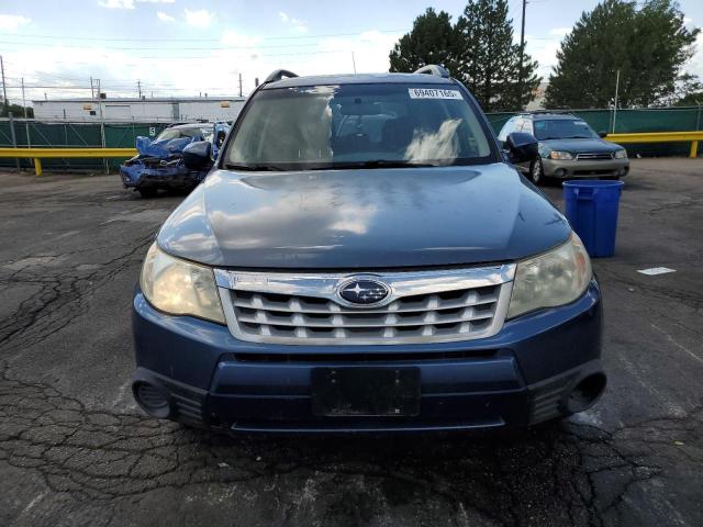 JF2SHBCC6BH712375 - 2011 SUBARU FORESTER 2.5X PREMIUM ლურჯი ფოტო 5